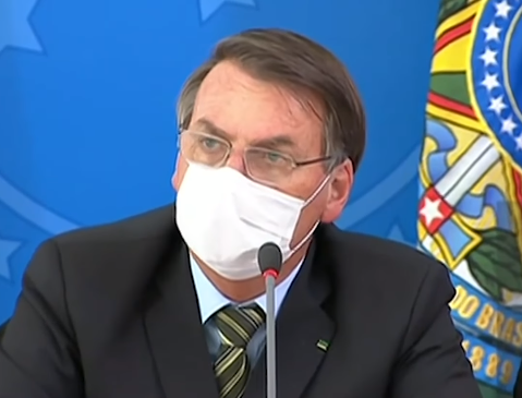 Jair Bolsonaro es cuestionado por tomar como “chiste” la pandemia del coronavirus.